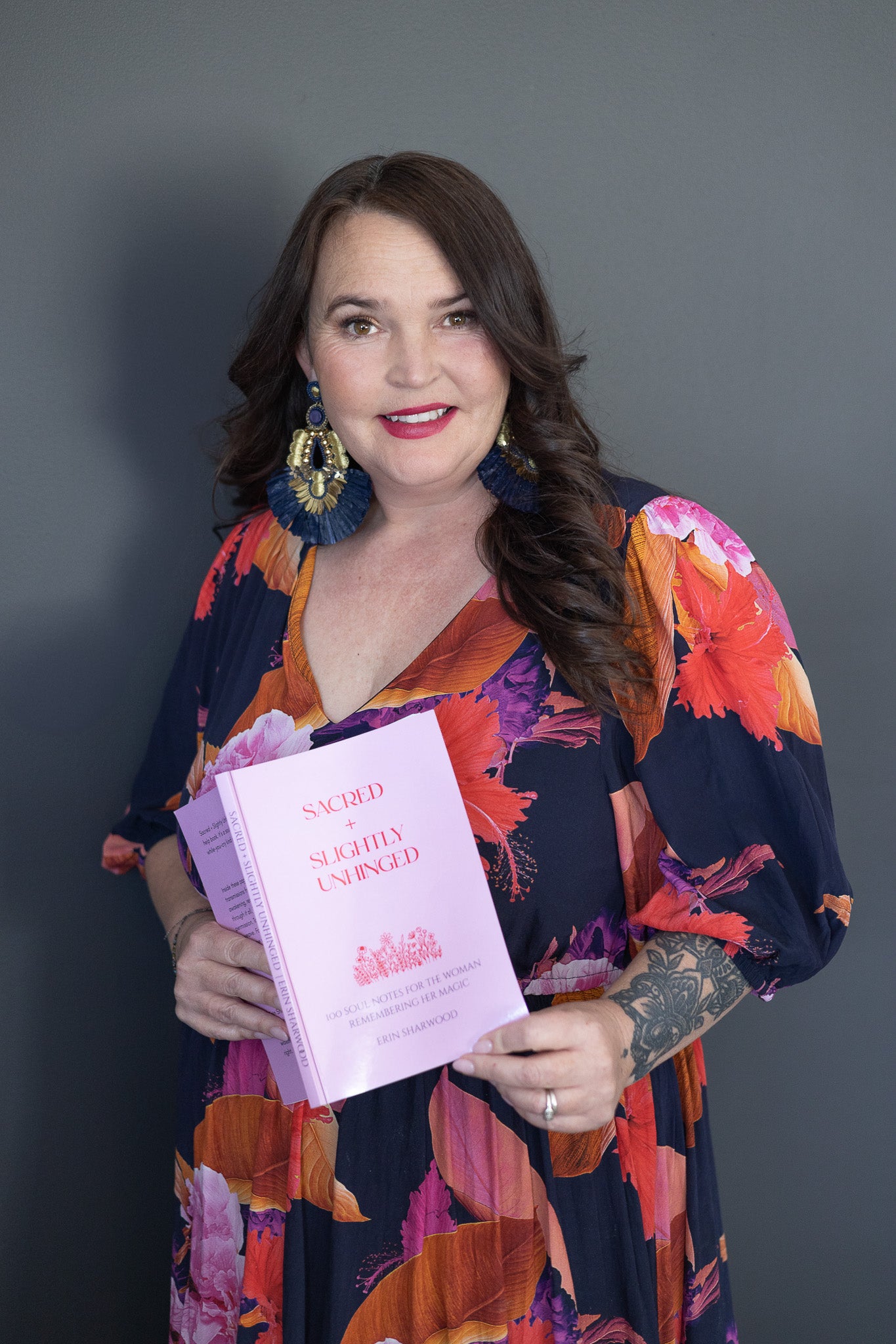 Sacred and Slightly Unhinged- 100 Soul Notes for the Woman Remembering Her Magic